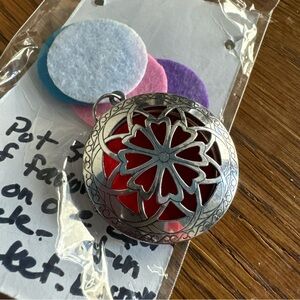 Peloha essential oil or perfume diffuser pendant only